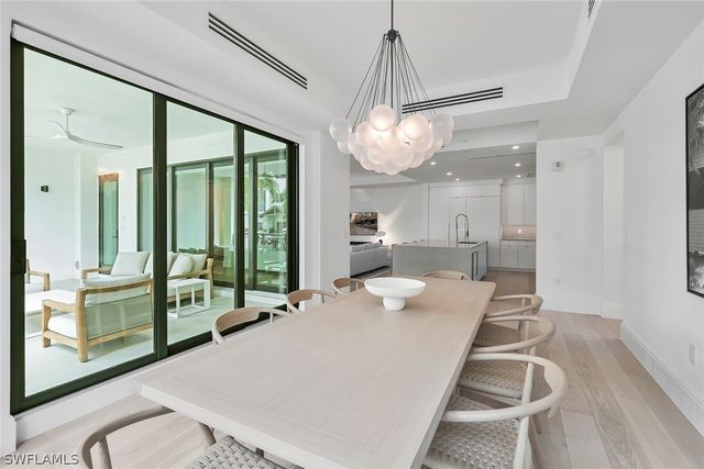 1130 3rd AVE S 105, Naples, FL 34102