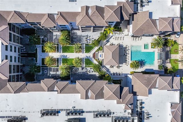 1130 3rd AVE S 105, Naples, FL 34102