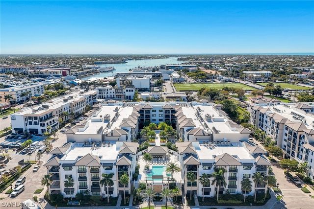 1130 3rd AVE S 105, Naples, FL 34102