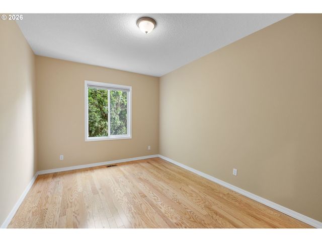 11614 Sw 31ST Ct, Portland, OR 97219