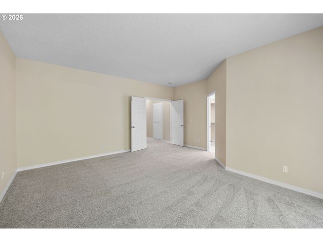 11614 Sw 31ST Ct, Portland, OR 97219