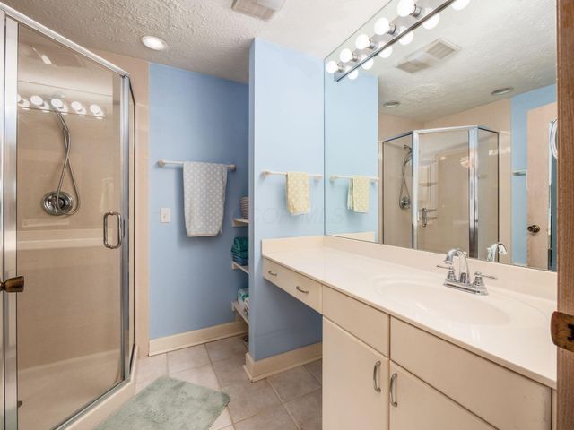 3827 Mill Stream Drive, 20, Hilliard, OH 43026