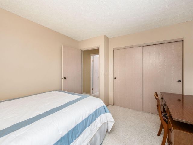 3827 Mill Stream Drive, 20, Hilliard, OH 43026