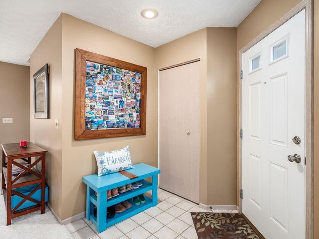 3827 Mill Stream Drive, 20, Hilliard, OH 43026