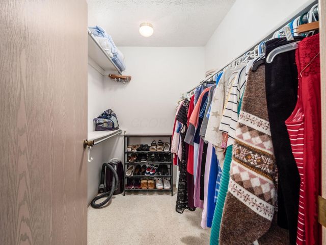 3827 Mill Stream Drive, 20, Hilliard, OH 43026