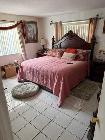 2227 WILEY Court, Hollywood, FL 33020