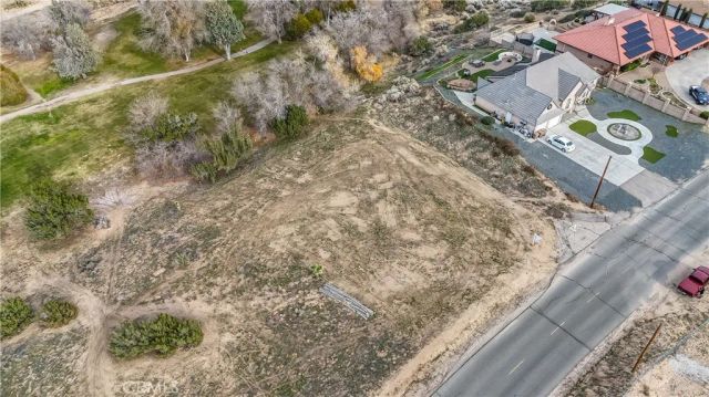 16 Bangor, Hesperia, CA 92345