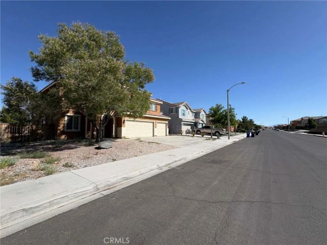 15899 Yosemite Street, Victorville, CA 92394
