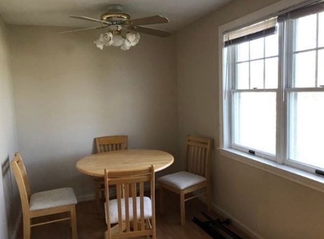 20 Webb Pl 2C, Mansfield, MA 02048
