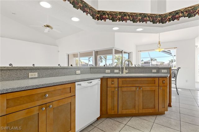 1001 NW 35th AVE, Cape Coral, FL 33993