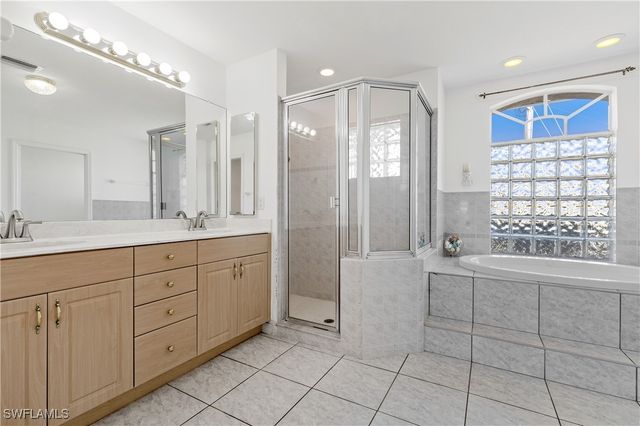 1001 NW 35th AVE, Cape Coral, FL 33993