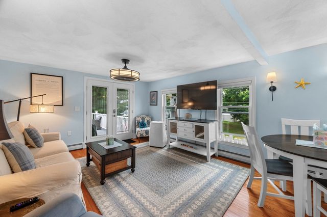 19 George St, Malden, MA 02148