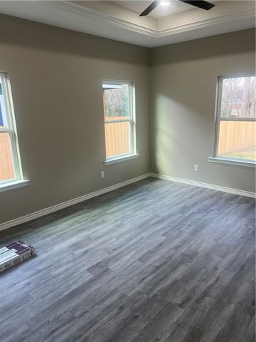 1612 Robeson Street, Bryan, TX 77803