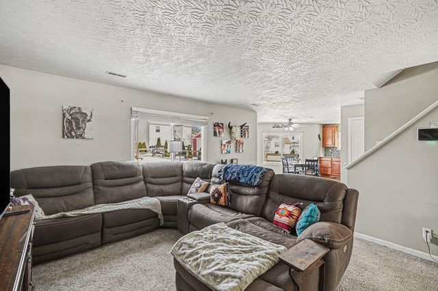 2366 Hummingbird Lane, Hebron, KY 41048