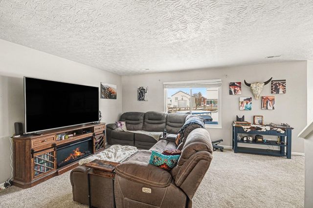 2366 Hummingbird Lane, Hebron, KY 41048