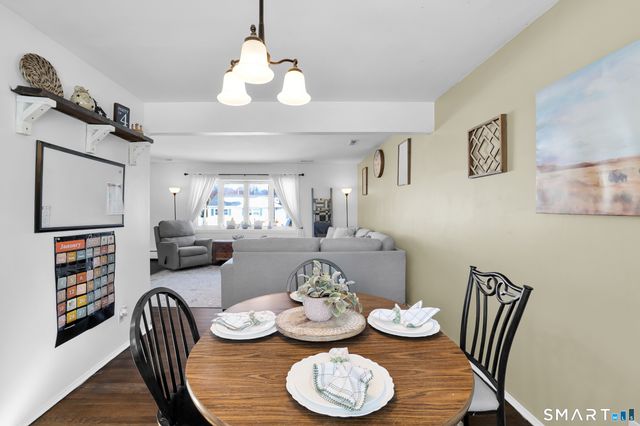 86 Lent Road, Hamden, CT 06517