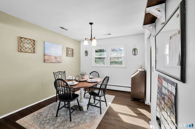 86 Lent Road, Hamden, CT 06517