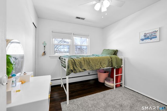 86 Lent Road, Hamden, CT 06517