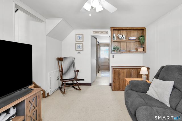 86 Lent Road, Hamden, CT 06517