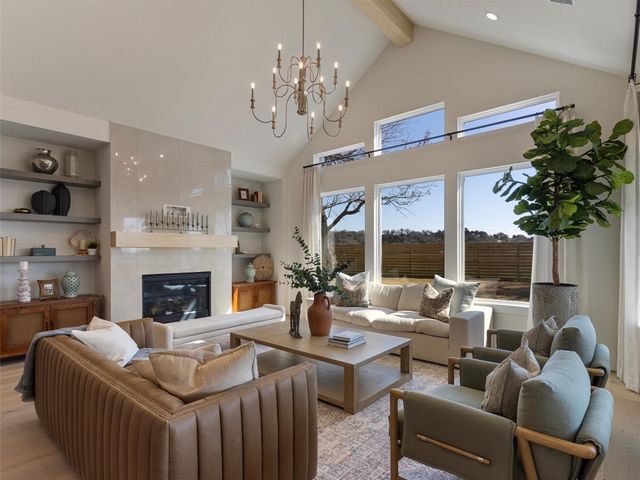 151 Moonlight Drive, Smithville, TX 78957