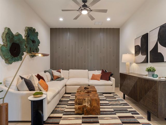 151 Moonlight Drive, Smithville, TX 78957