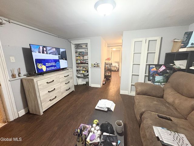 385 Washington Avenue, Albany, NY 12206