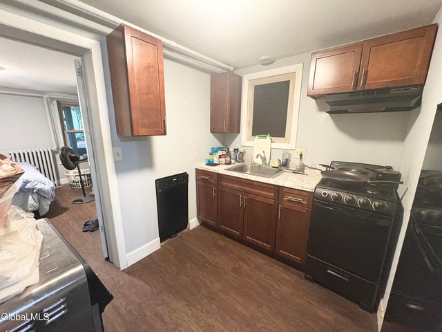 385 Washington Avenue, Albany, NY 12206