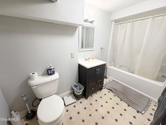 385 Washington Avenue, Albany, NY 12206