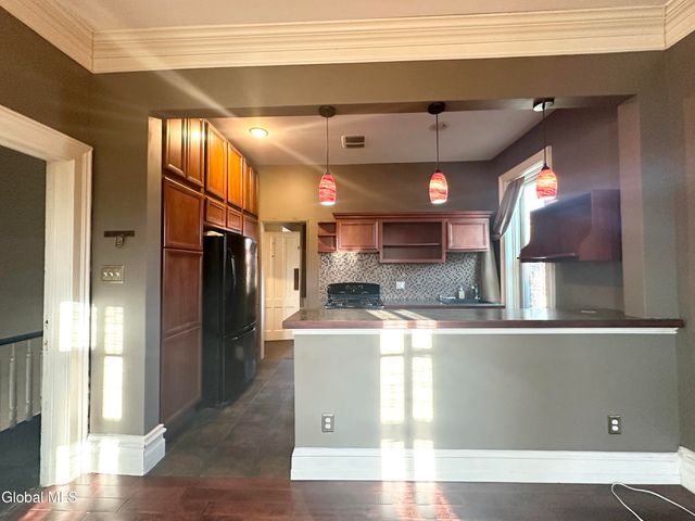 385 Washington Avenue, Albany, NY 12206