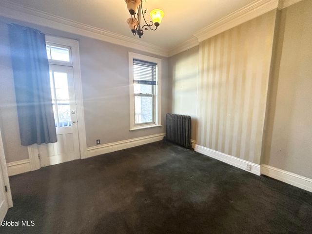 385 Washington Avenue, Albany, NY 12206