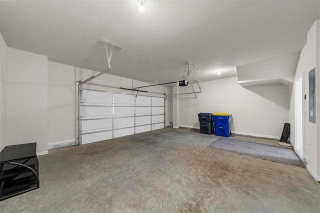 1570 Halbrook SW Place, Marietta, GA 30008