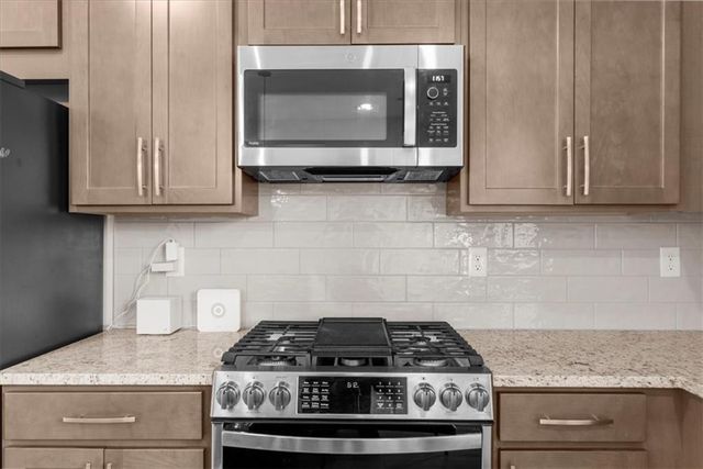 1570 Halbrook SW Place, Marietta, GA 30008