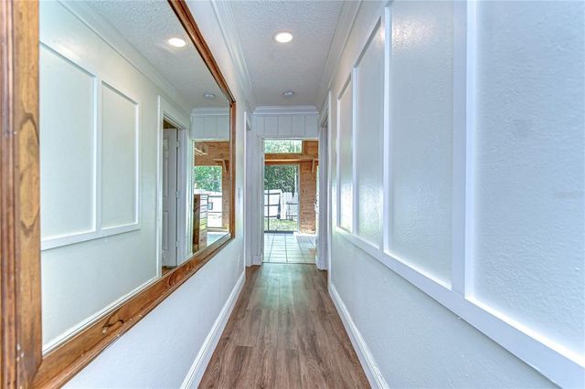 1120 COUNTRY LANE, Lutz, FL 33558