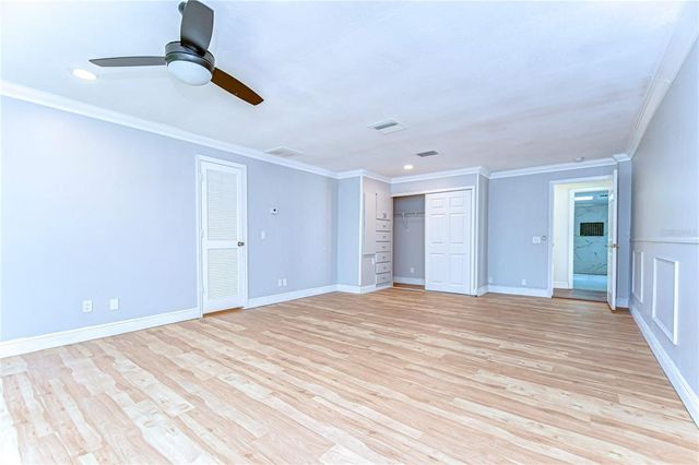 1120 COUNTRY LANE, Lutz, FL 33558