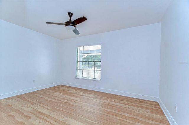 1120 COUNTRY LANE, Lutz, FL 33558