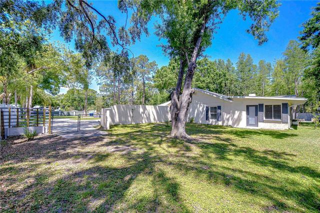 1120 COUNTRY LANE, Lutz, FL 33558