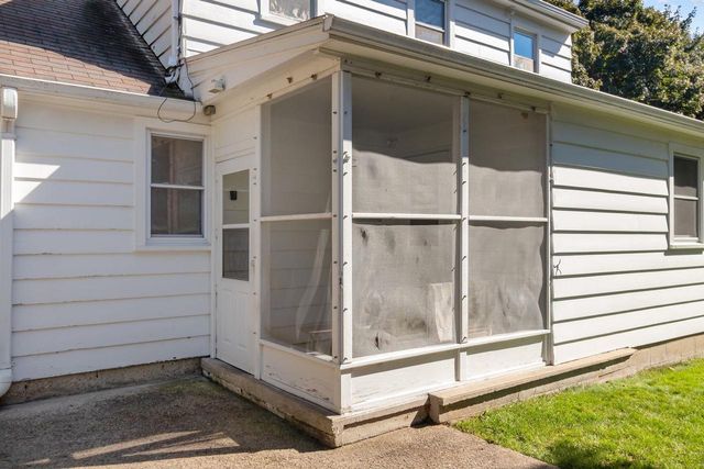 369 LOPAS STREET, Menasha, WI 54952