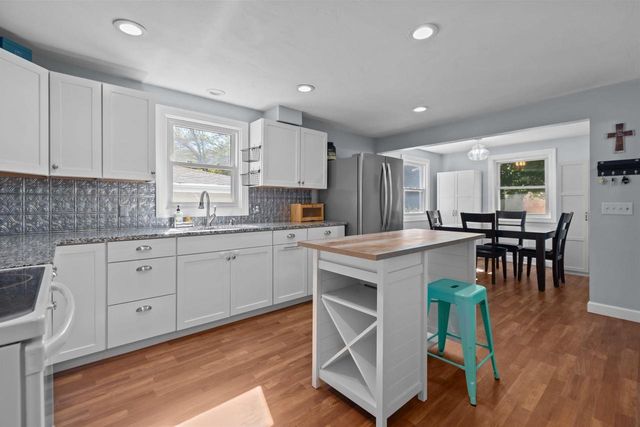 369 LOPAS STREET, Menasha, WI 54952