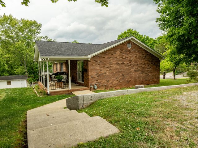 315 Lovelace Street, Albany, KY 42602