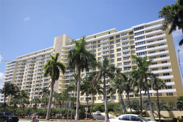 5600 Collins Ave 9E, Miami Beach, FL 33140