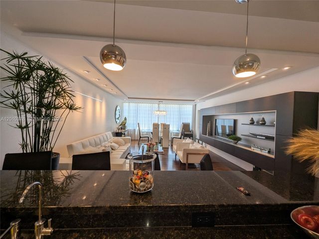 5600 Collins Ave 9E, Miami Beach, FL 33140