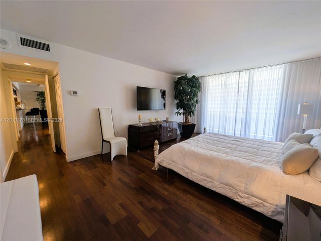 5600 Collins Ave 9E, Miami Beach, FL 33140