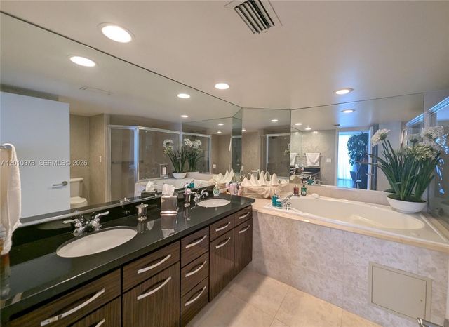 5600 Collins Ave 9E, Miami Beach, FL 33140