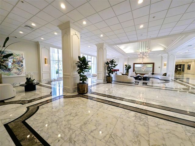 5600 Collins Ave 9E, Miami Beach, FL 33140