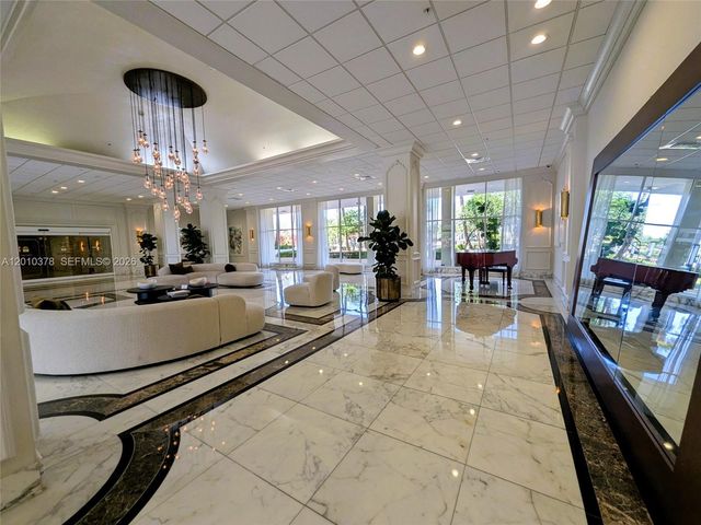 5600 Collins Ave 9E, Miami Beach, FL 33140