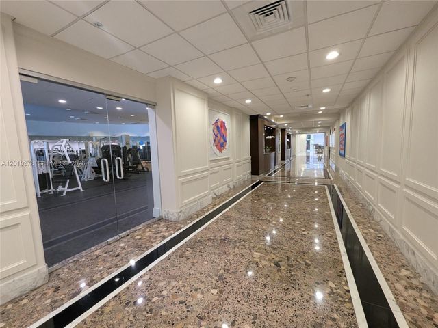 5600 Collins Ave 9E, Miami Beach, FL 33140