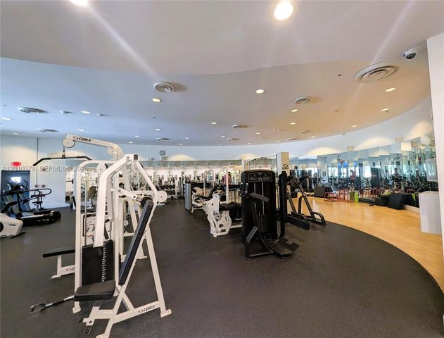 5600 Collins Ave 9E, Miami Beach, FL 33140