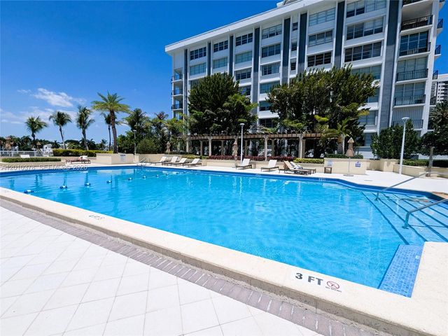 5600 Collins Ave 9E, Miami Beach, FL 33140