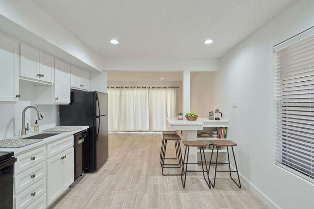 12900 Walden Road 601F, Montgomery, TX 77356