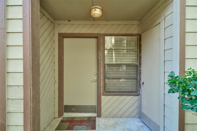 12900 Walden Road 601F, Montgomery, TX 77356